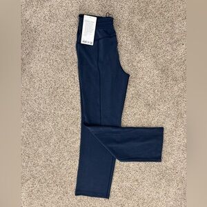 NWT Lululemon Softstreme HR Pants. Size 6 True Navy
